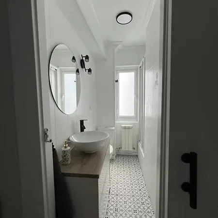 Piso Acogedor Cerca Del Centro. *