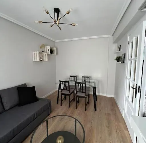 Piso Acogedor Cerca Del Centro. Apartman